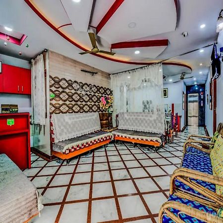 Airport Sky Inn Homestay 자이푸르 외부 사진